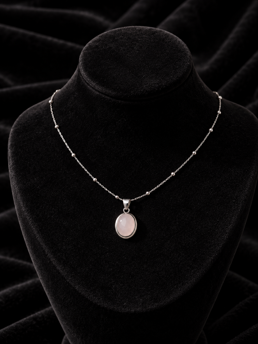 Luna Opaline Necklace