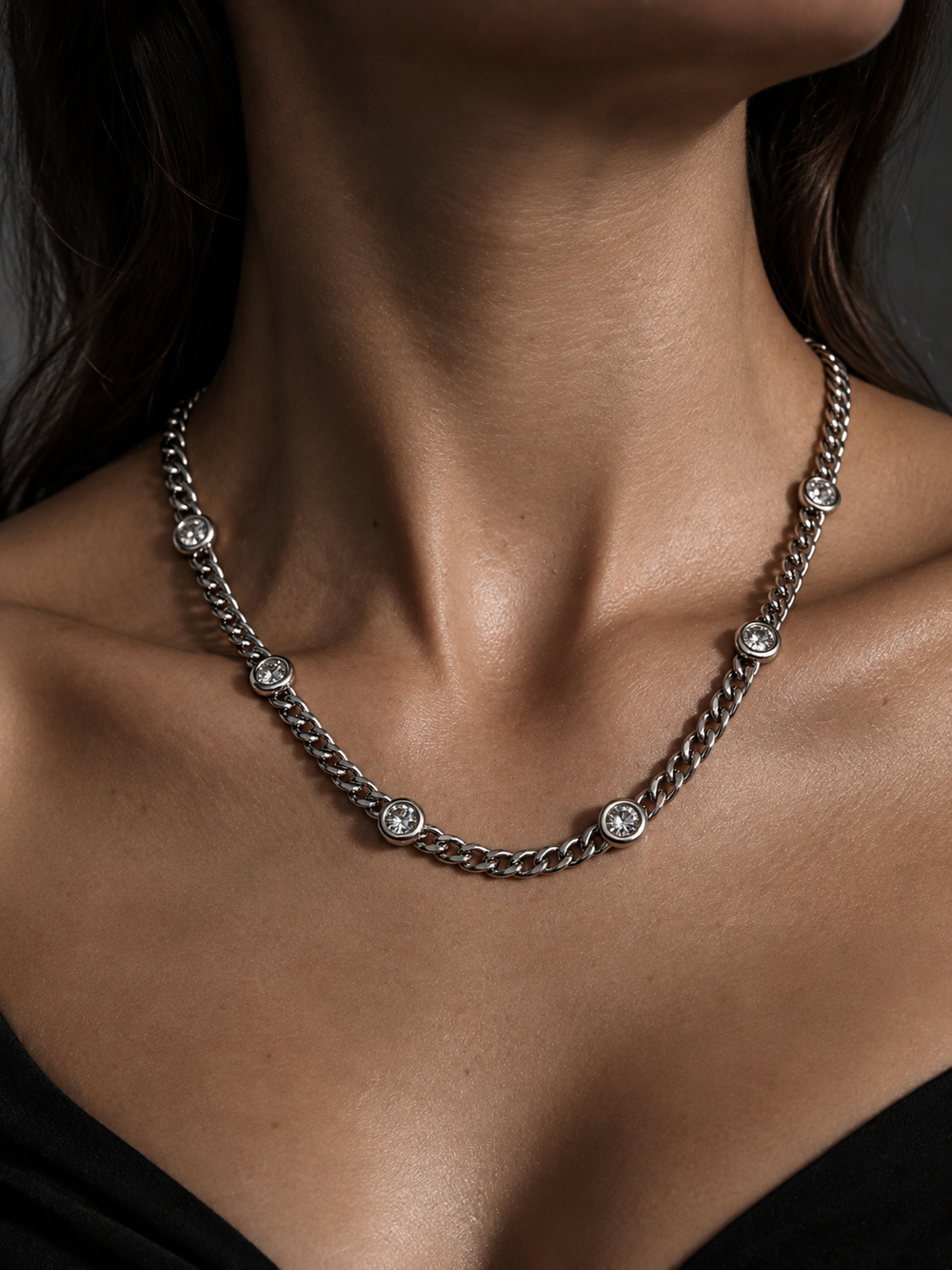 Yoland Cuban Necklace