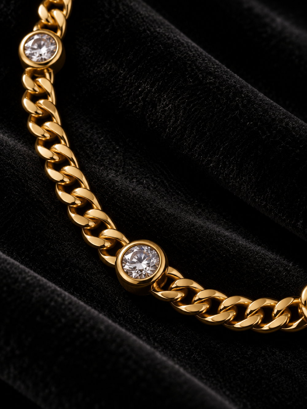 Yoland Cuban Necklace