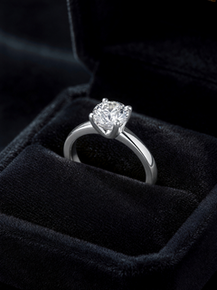 Aura Moissanite Ring