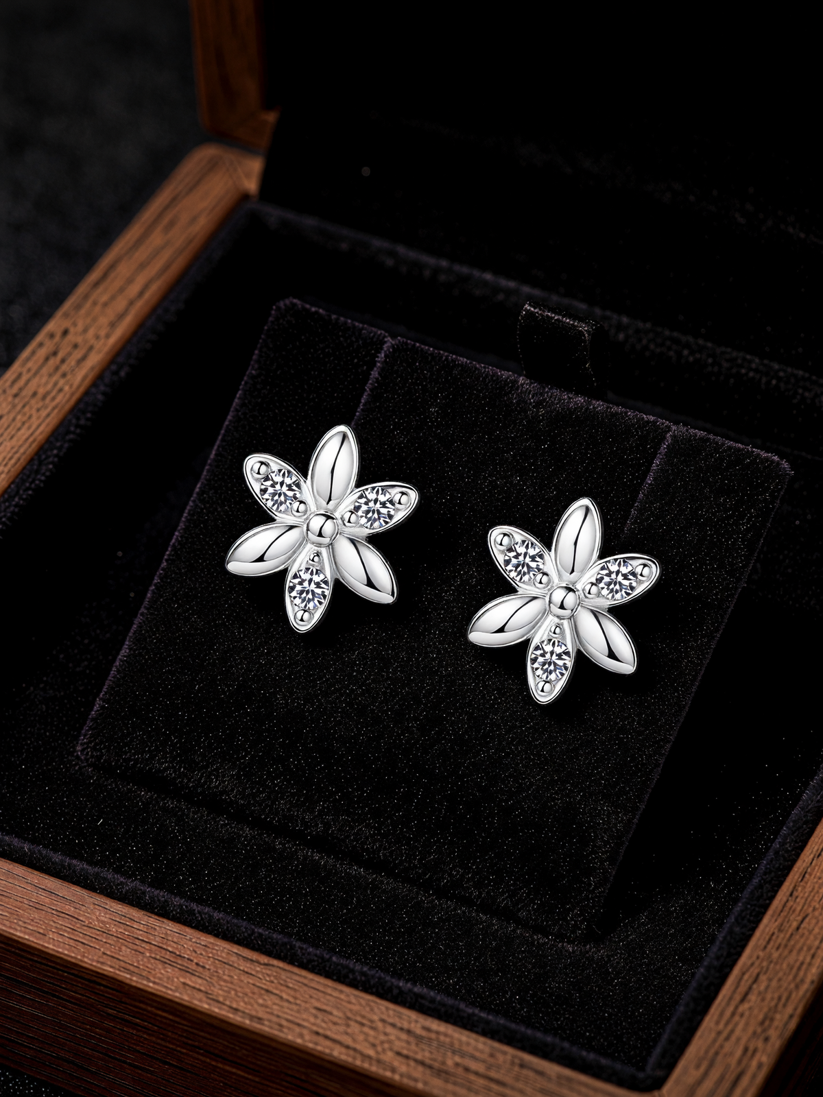 Daisy Moissanite Earrings