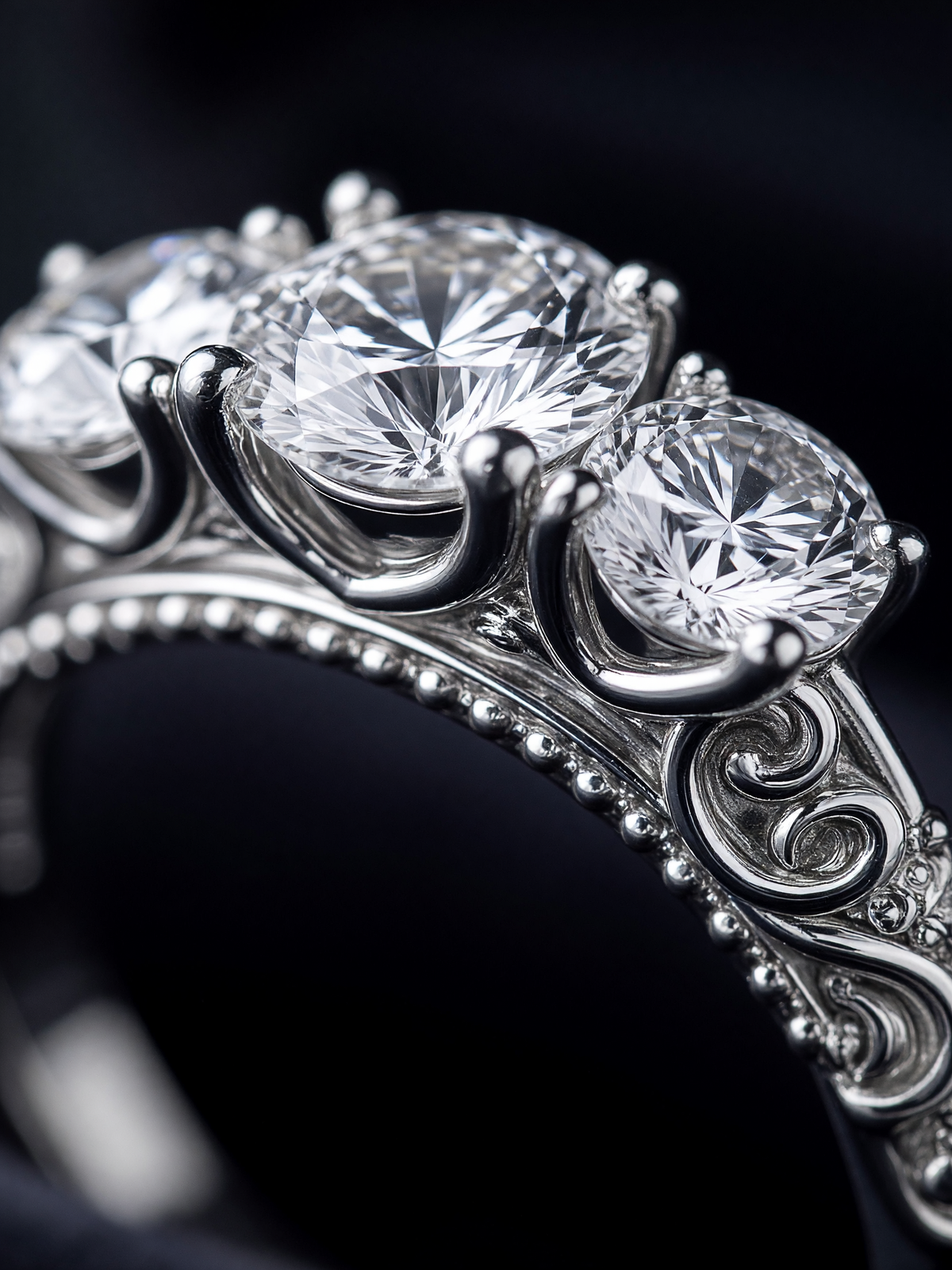 Aurora Moissanite Ring